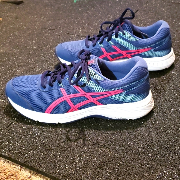Asics Shoes - NWT Asics Gel Contend 6